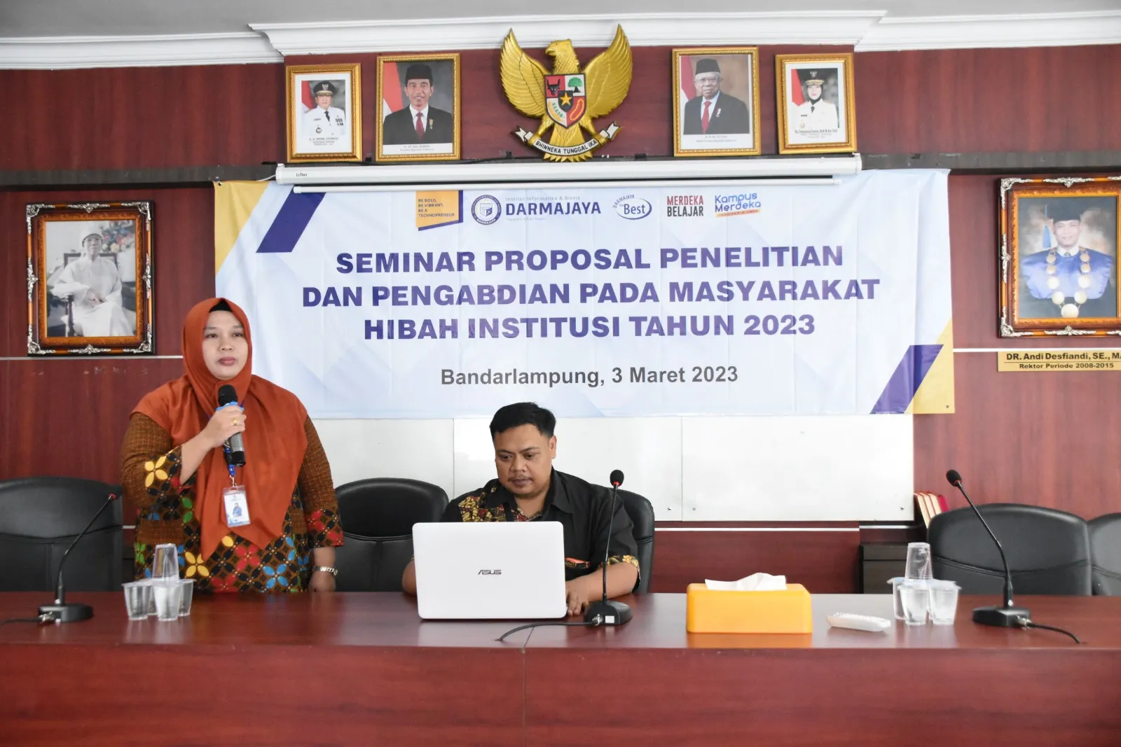 Gelar Seminar Proposal Penelitian Dan Pengabdian Masyarakat Hibah Institusi 2023, Ini Harapan Rektor IIB Darmajaya