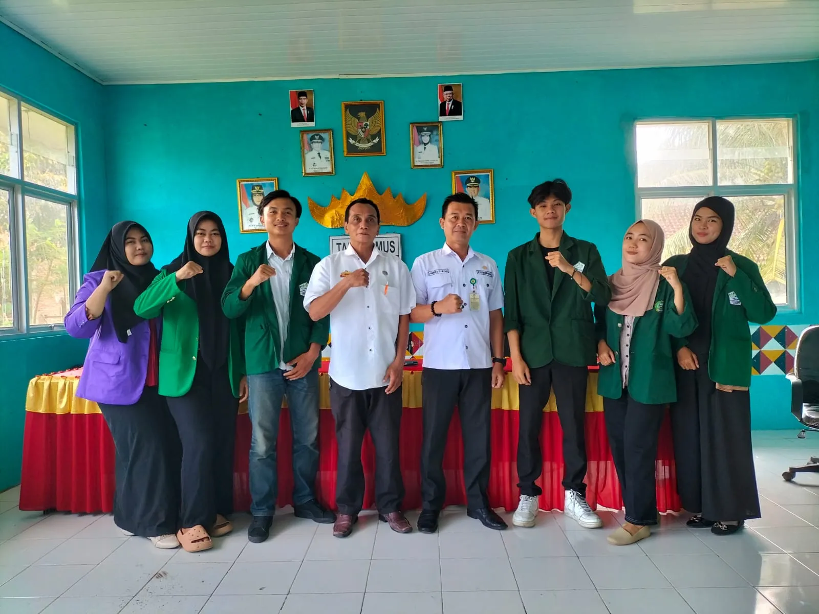 Pemerintah Kecamatan Kelumbayan Terima Audiensi Mahasiswa Daerah Yang Tergabung Dalam Himpunan Mahasiswa Kelumbayan