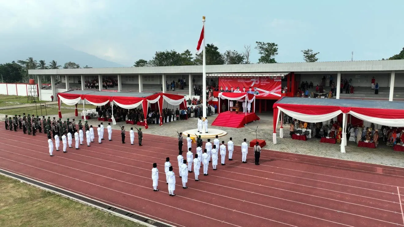 Pemkab Lamel Gelar Upacara Pengibaran Bendera Merah Putih HUT Ke-78 RI