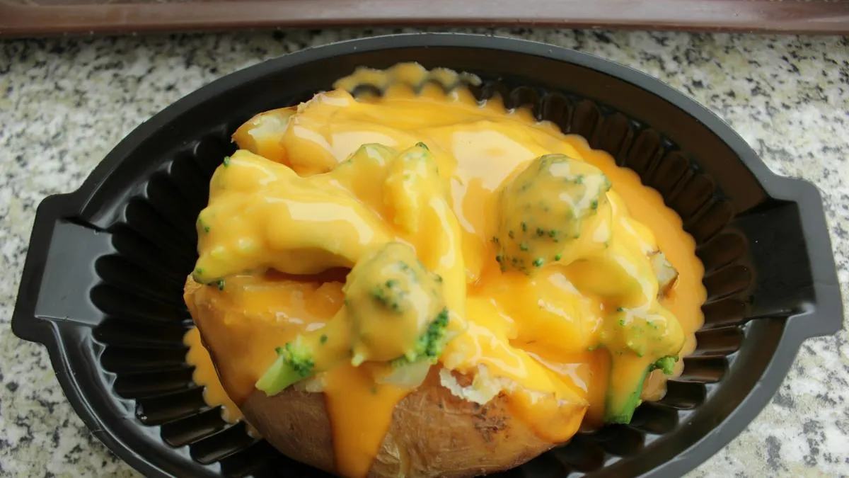 How to Bake a Potato in the Oven Like a Pro